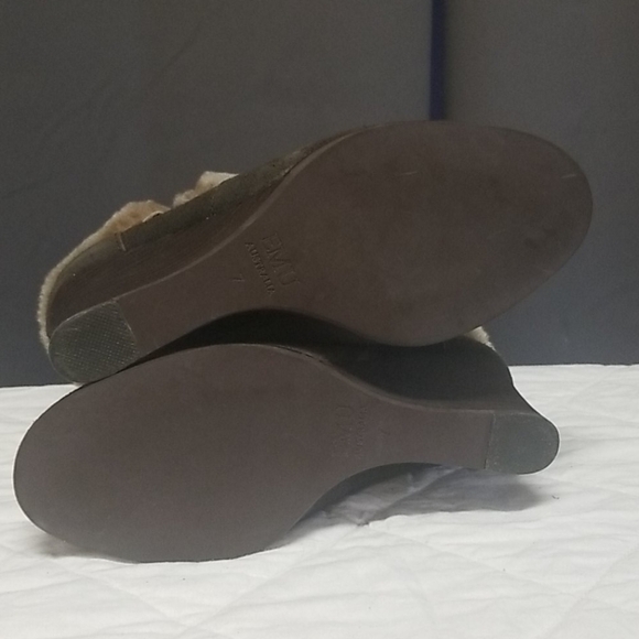 Emu Australia Anakie Sheepskin Shearling Booties - Picture 9 of 12